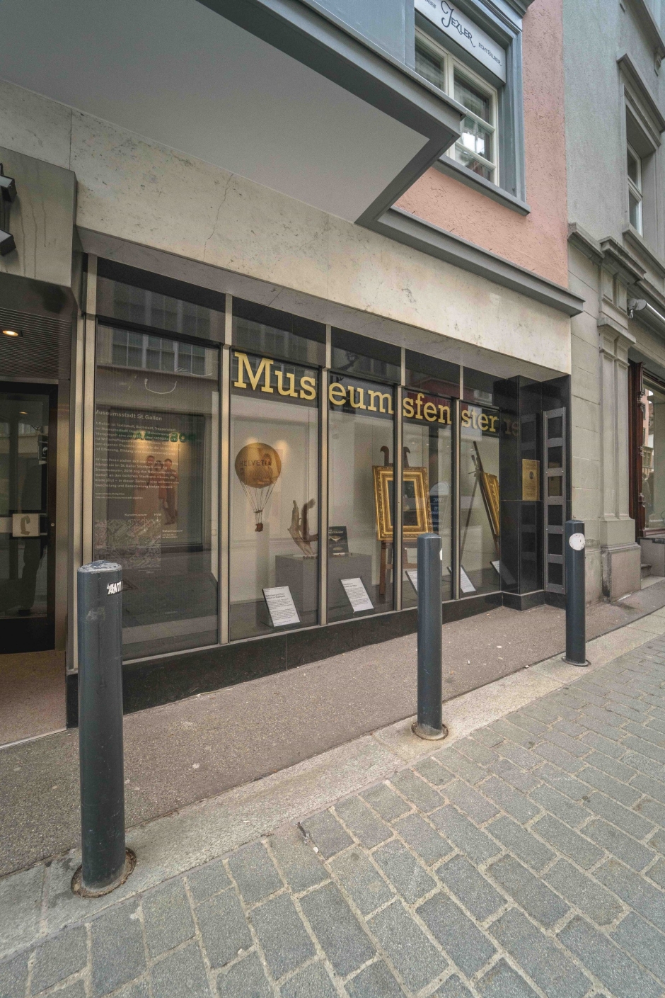 Zentrales Ladenlokal mit Schaufenster und Sicherheitsausbau